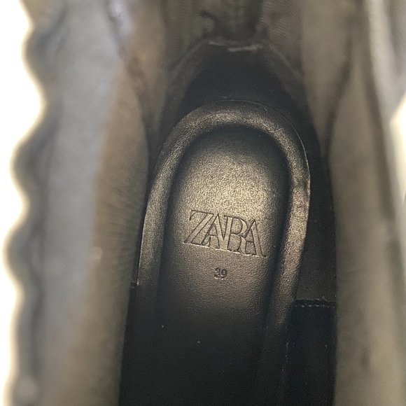 Zara Chelsea Lug Sole Chunky Heel Platform Ankle Boot Black Size 39 US 8 - Picture 8 of 12